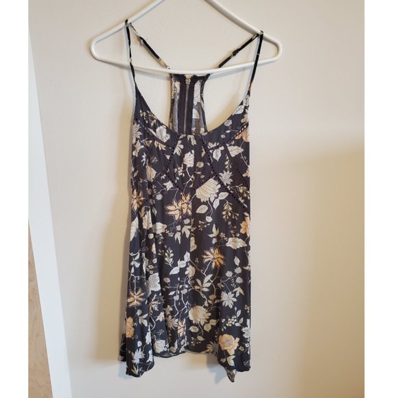 Floral Shift Dress - Picture 1 of 2